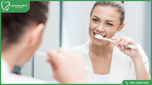 Về chế độ chăm sóc răng miệng