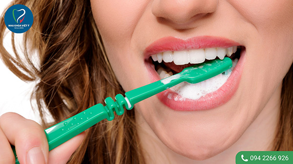 Một số lưu ý quan trọng khi sử dụng bột tẩy trắng răng Eucryl 